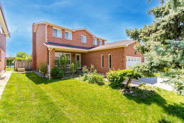 10 Polygon Crt, House detached with 4 bedrooms, 3 bathrooms and 6 parking in Brampton ON | Image 34