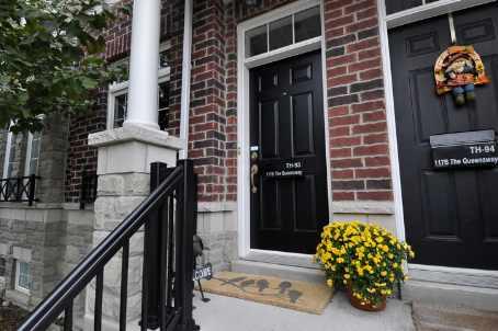th93 - 117b The Queensway Ave, Townhouse with 3 bedrooms, 2 bathrooms and 2 parking in Toronto ON | Image 1