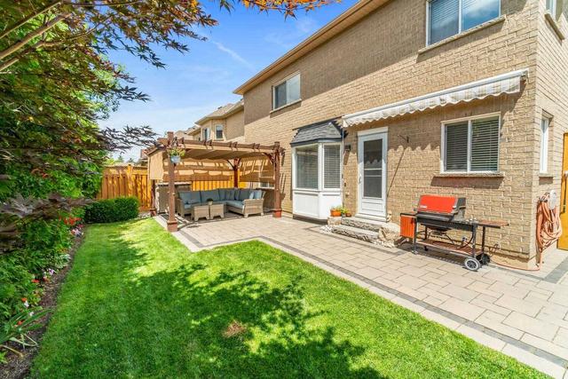 24 Leopard Gate, House detached with 3 bedrooms, 3 bathrooms and 6 parking in Brampton ON | Image 29
