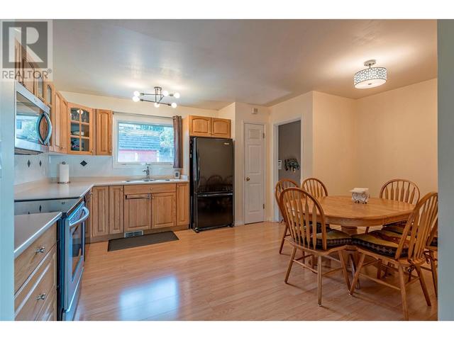6548 Longacre Drive, House detached with 3 bedrooms, 2 bathrooms and 7 parking in Vernon BC | Image 12