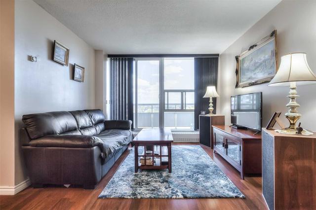 1108 - 175 Hilda Ave, Condo with 2 bedrooms, 1 bathrooms and 1 parking in Toronto ON | Image 2