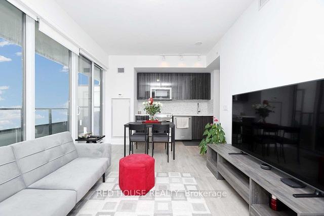 5709 - 30 Shore Breeze Dr, Condo with 1 bedrooms, 1 bathrooms and 1 parking in Toronto ON | Image 2