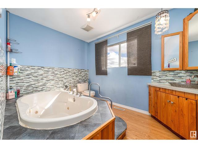 13315 104 St Nw, House detached with 2 bedrooms, 2 bathrooms and null parking in Edmonton AB | Image 15