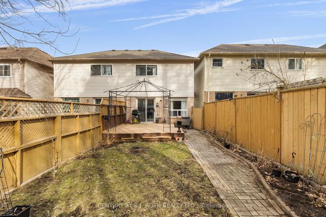 224 Ferndale Dr S, House semidetached with 3 bedrooms, 2 bathrooms and 3 parking in Barrie ON | Image 18