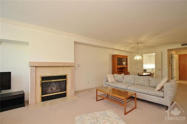 105 - 3099 Carling Avenue, Condo with 2 bedrooms, 2 bathrooms and 1 parking in Ottawa ON | Image 15