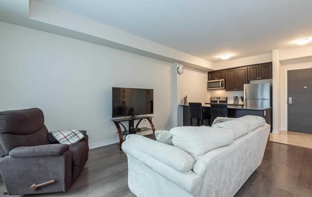 308 - 2375 Bronte Rd, Townhouse with 2 bedrooms, 2 bathrooms and 2 parking in Oakville ON | Image 2