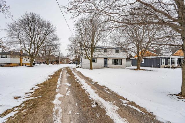 346 Main St N, House detached with 4 bedrooms, 1 bathrooms and 6 parking in Hamilton ON | Image 1