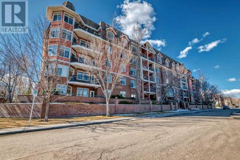 108, - 59 22 Avenue Sw, Condo with 2 bedrooms, 2 bathrooms and 1 parking in Calgary AB | Card Image