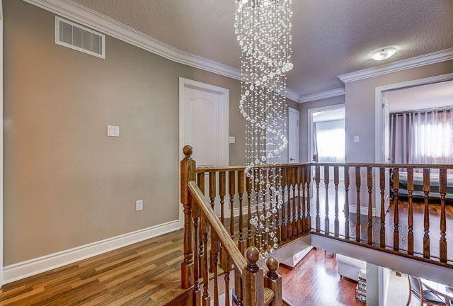 80 Conover Ave, House detached with 4 bedrooms, 3 bathrooms and 4 parking in Aurora ON | Image 11