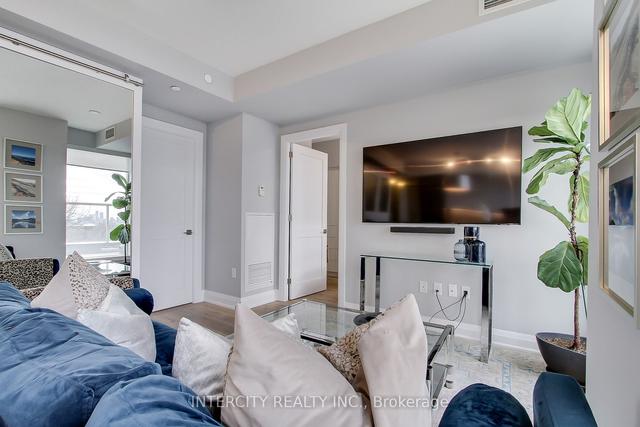 710 - 835 St. Clair Ave W, Condo with 2 bedrooms, 2 bathrooms and 1 parking in Toronto ON | Image 6