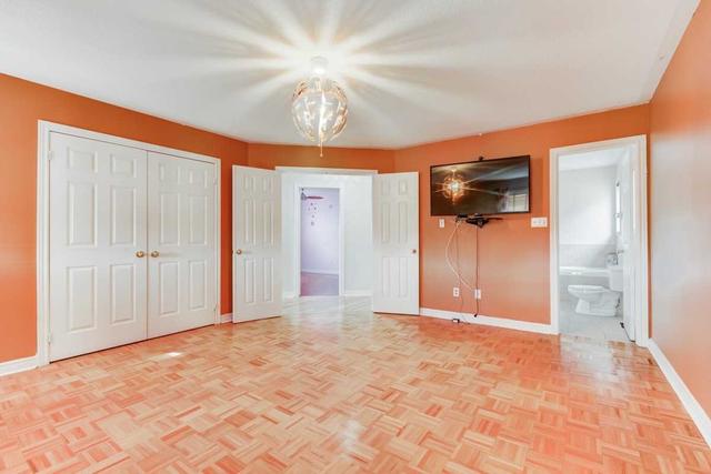 70 Pappain Cres, House detached with 4 bedrooms, 3 bathrooms and 6 parking in Brampton ON | Image 10