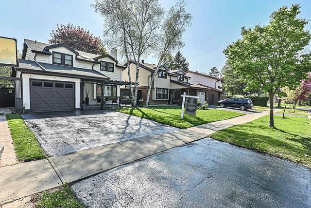 19 Macklingate Crt, House detached with 3 bedrooms, 3 bathrooms and 2 parking in Toronto ON | Image 12