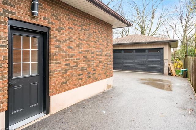 6498 Sheldon Street, House detached with 3 bedrooms, 2 bathrooms and 5 parking in Niagara Falls ON | Image 22