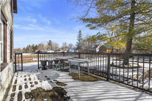 380 Second Street, House detached with 3 bedrooms, 1 bathrooms and 2 parking in Gananoque ON | Image 29