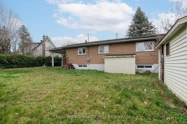 2225 Rue Albert Lozeau, House detached with 3 bedrooms, 2 bathrooms and 3 parking in Sherbrooke QC | Image 9