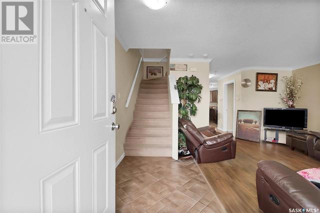 306 - 810 Hampton Circle, House detached with 4 bedrooms, 4 bathrooms and null parking in Saskatoon SK | Image 3
