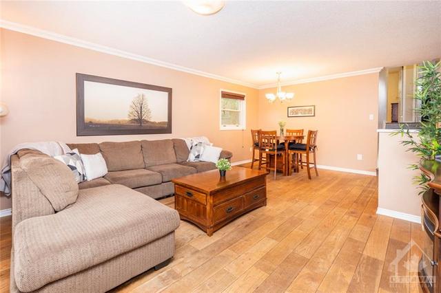 266 Napoleon Street, House detached with 4 bedrooms, 2 bathrooms and 5 parking in Carleton Place ON | Image 5