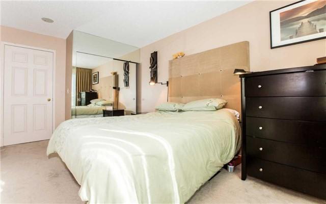 405 - 11 Michael Power Pl S, Condo with 1 bedrooms, 1 bathrooms and 1 parking in Toronto ON | Image 7
