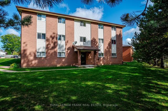302 - 2020 Mapleridge Dr, Condo with 2 bedrooms, 2 bathrooms and 1 parking in Peterborough ON | Image 16