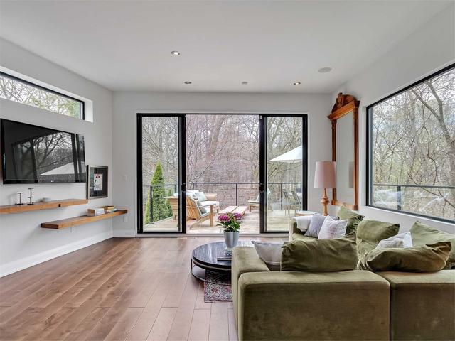 386 Rosewell Ave, House detached with 4 bedrooms, 6 bathrooms and 3 parking in Toronto ON | Image 18