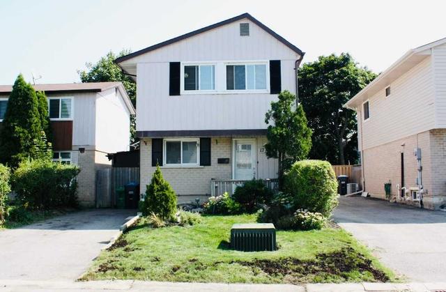 17 Hedley Crct, House detached with 4 bedrooms, 2 bathrooms and 2 parking in Brampton ON | Image 1