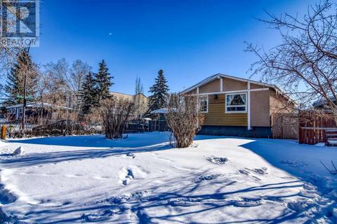 3019 29a Street Se, Calgary, AB, T2B0S4 | Card Image