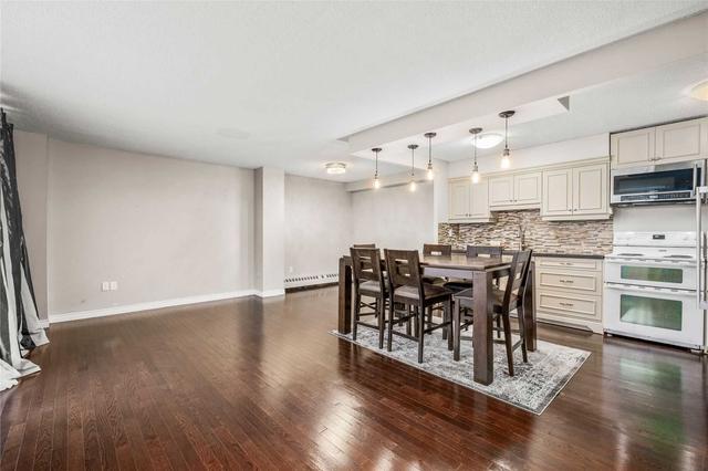 301 - 180 Dudley Ave, Condo with 3 bedrooms, 2 bathrooms and 1 parking in Markham ON | Image 35