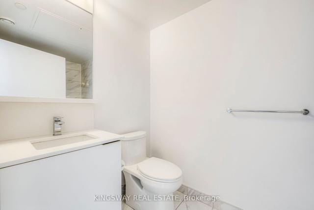 4206 - 85 Wood St, Condo with 2 bedrooms, 1 bathrooms and 0 parking in Toronto ON | Image 13