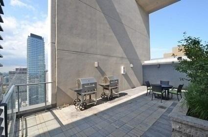 1003 - 770 Bay St, Condo with 1 bedrooms, 1 bathrooms and 0 parking in Toronto ON | Image 11