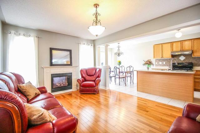 80 Aylesworth Ave, House detached with 3 bedrooms, 4 bathrooms and 4 parking in Clarington ON | Image 3