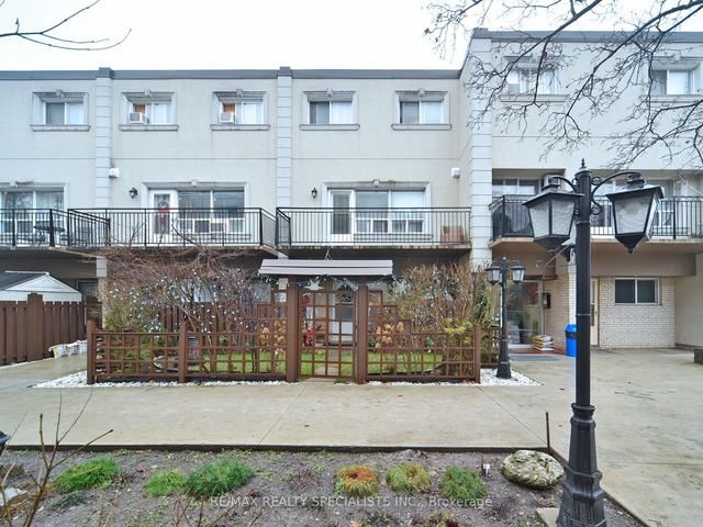 204 - 5877 Bathurst St, Townhouse with 2 bedrooms, 1 bathrooms and 1 parking in Toronto ON | Image 33
