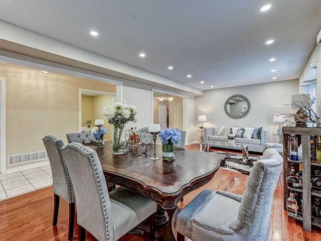 20 Himalaya St, House detached with 5 bedrooms, 6 bathrooms and 6 parking in Brampton ON | Image 5