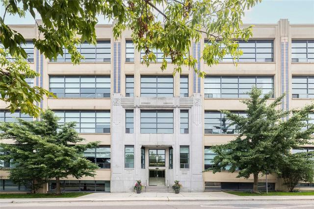 123 - 1001 Roselawn Ave, Condo with 2 bedrooms, 2 bathrooms and 1 parking in Toronto ON | Image 14