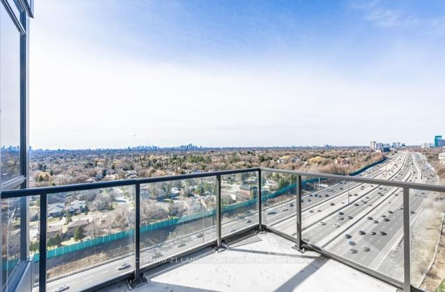 2506 - 85 Mcmahon Dr, Condo with 2 bedrooms, 2 bathrooms and 1 parking in Toronto ON | Image 10