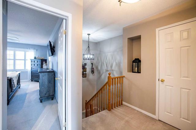 11 Tasker Cres, House attached with 3 bedrooms, 4 bathrooms and 3 parking in Ajax ON | Image 17