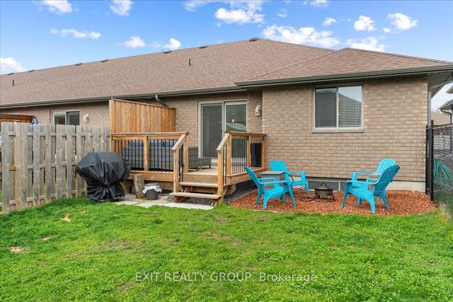 47 Liberty Cres, House attached with 2 bedrooms, 2 bathrooms and 3 parking in Quinte West ON | Image 32