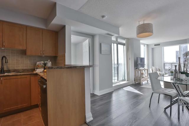 708 - 9 Michael Power Pl, Condo with 2 bedrooms, 2 bathrooms and 1 parking in Toronto ON | Image 18