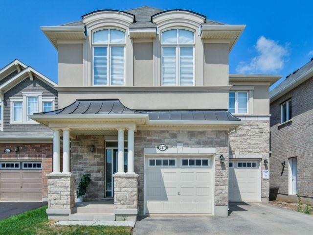 237 Whitlock Ave, House detached with 4 bedrooms, 4 bathrooms and 2 parking in Milton ON | Image 1