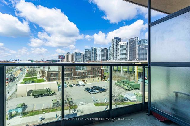 712 - 231 Fort York Blvd, Condo with 1 bedrooms, 1 bathrooms and 1 parking in Toronto ON | Image 4