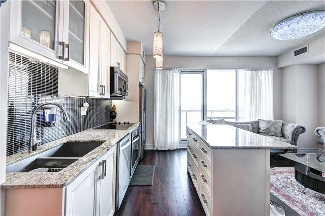 1002 - 9088 Yonge St, Condo with 2 bedrooms, 2 bathrooms and 1 parking in Richmond Hill ON | Image 5