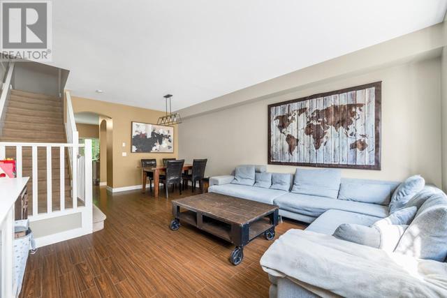 38 - 8533 Cumberland Place, House attached with 3 bedrooms, 3 bathrooms and 2 parking in Burnaby BC | Image 10