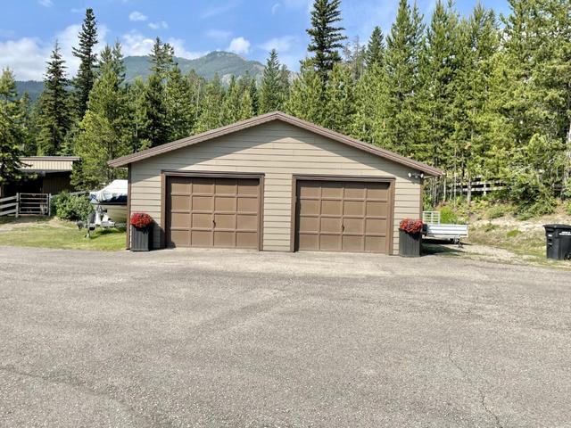 3000 Balmer Drive, House detached with 4 bedrooms, 3 bathrooms and null parking in Elkford BC | Image 60