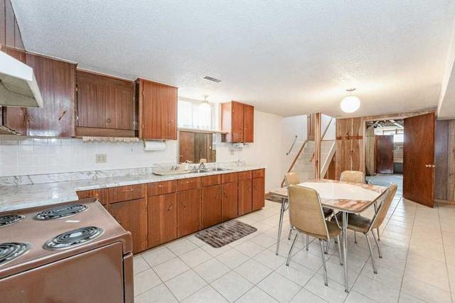 2282 King St E, House detached with 3 bedrooms, 2 bathrooms and 5 parking in Hamilton ON | Image 19