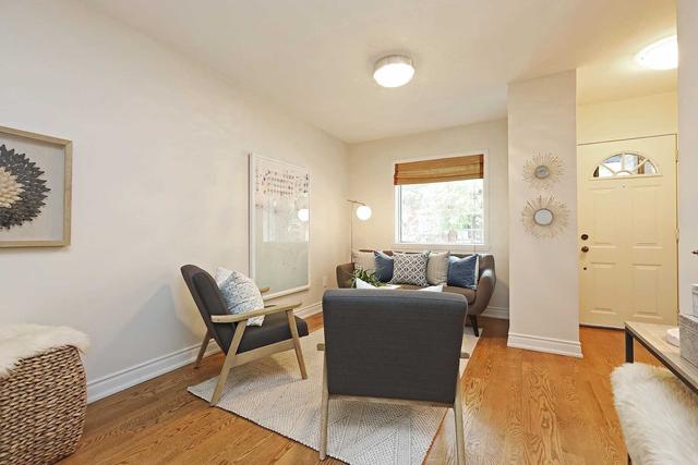 18 Louvain Ave, House semidetached with 2 bedrooms, 1 bathrooms and 2 parking in Toronto ON | Image 34