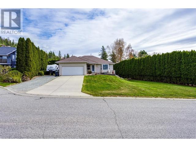 2141 Faulkner Court, House detached with 4 bedrooms, 2 bathrooms and 2 parking in West Kelowna BC | Image 6
