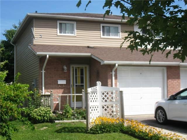 106 Mowat Cres, House semidetached with 3 bedrooms, 2 bathrooms and 2 parking in Barrie ON | Image 1