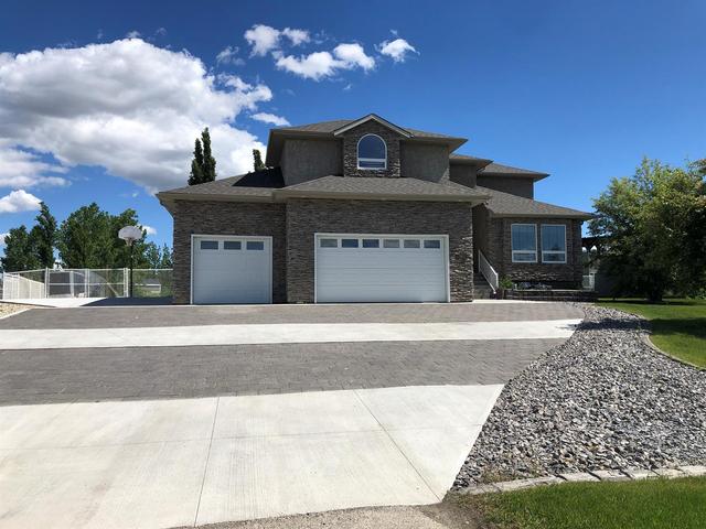 7901 Westminster Way, House detached with 6 bedrooms, 4 bathrooms and 6 parking in Grande Prairie County No. 1 AB | Image 1