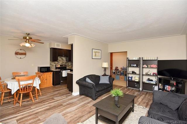 602 - 8 Woodman Drive S, Condo with 2 bedrooms, 1 bathrooms and 1 parking in Hamilton ON | Image 10