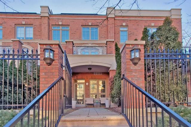 th18 - 20 Burkebrook Pl, Townhouse with 3 bedrooms, 3 bathrooms and 2 parking in Toronto ON | Image 12