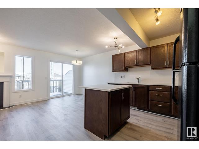 1638 65 St Sw, House semidetached with 3 bedrooms, 3 bathrooms and 2 parking in Edmonton AB | Image 6